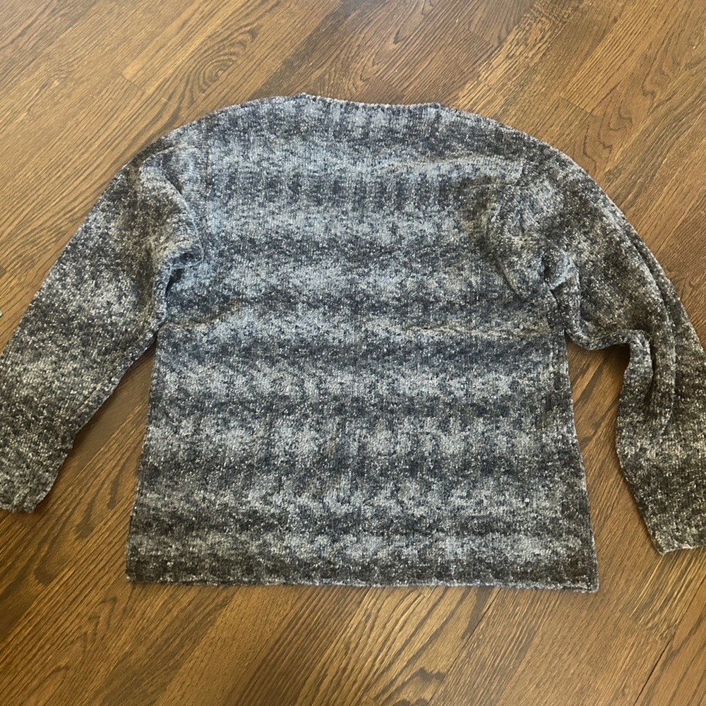 Victoria Holley Fuzzy Sweater - Picture 3 of 3